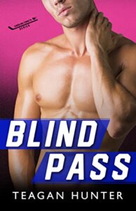 Release Blitz Review:  Blind Pass (Carolina Comets #2) by Teagan Hunter
